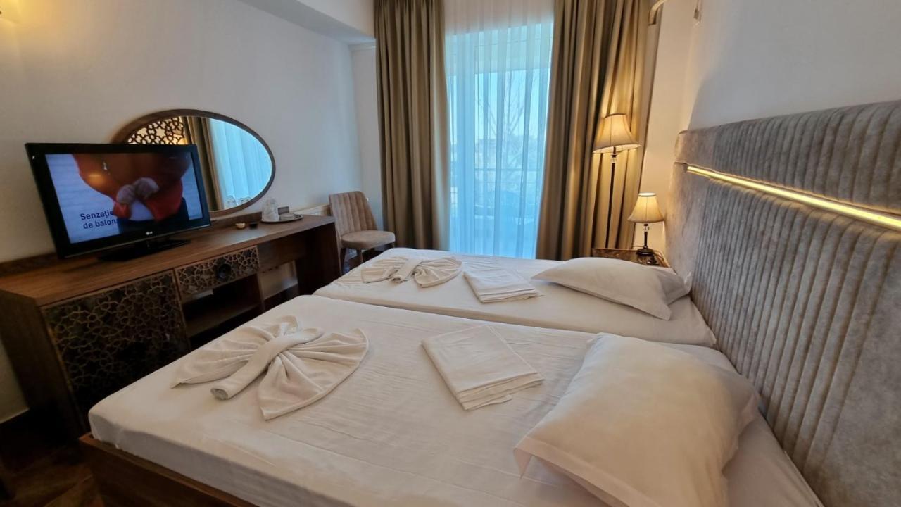 Hotel Florida مامايا المظهر الخارجي الصورة