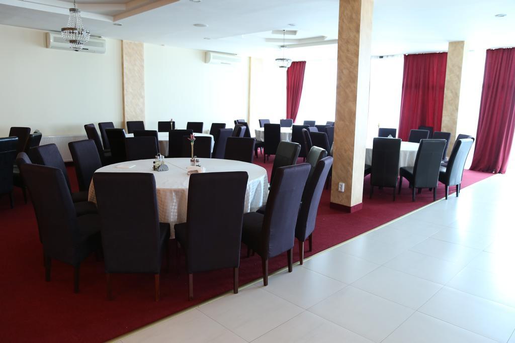 Hotel Florida مامايا المظهر الخارجي الصورة