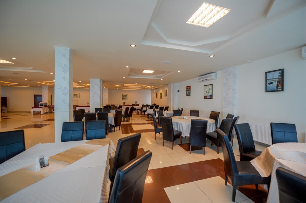 Hotel Florida مامايا المظهر الخارجي الصورة