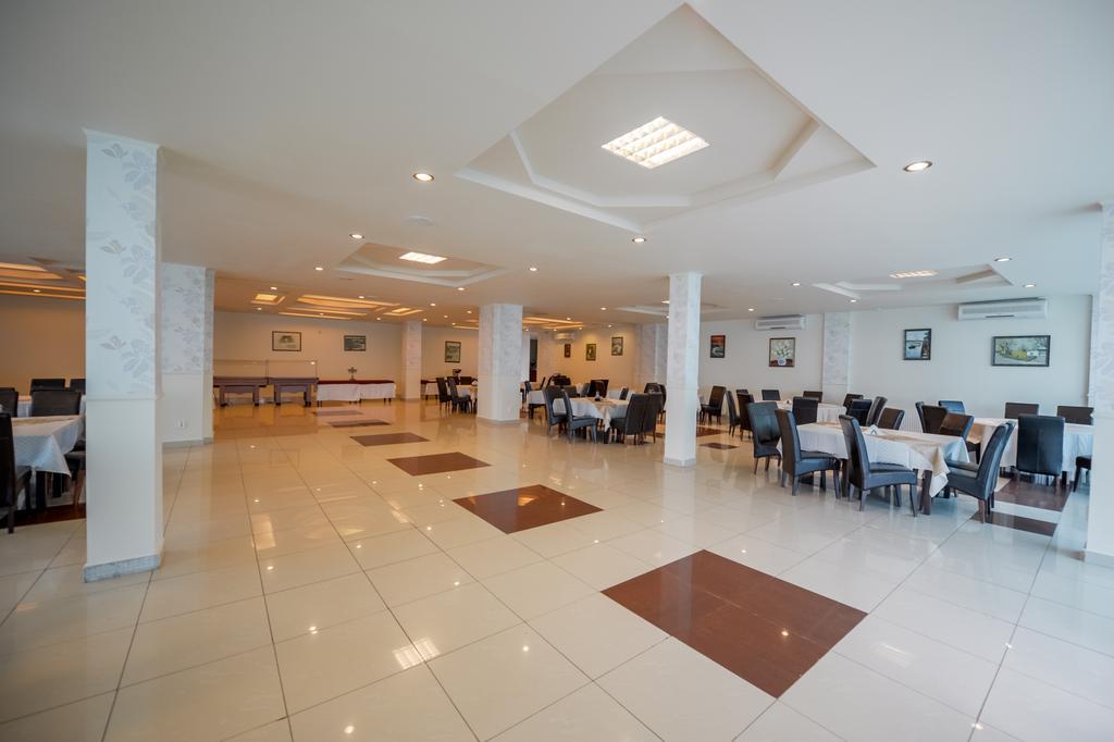 Hotel Florida مامايا المظهر الخارجي الصورة