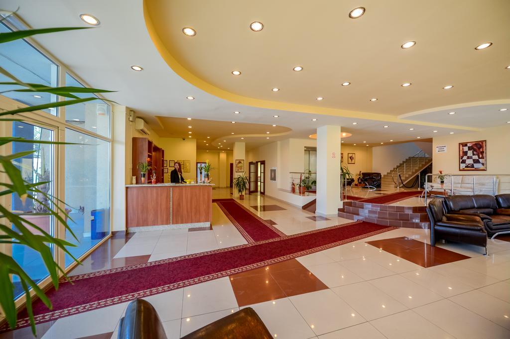 Hotel Florida مامايا المظهر الخارجي الصورة