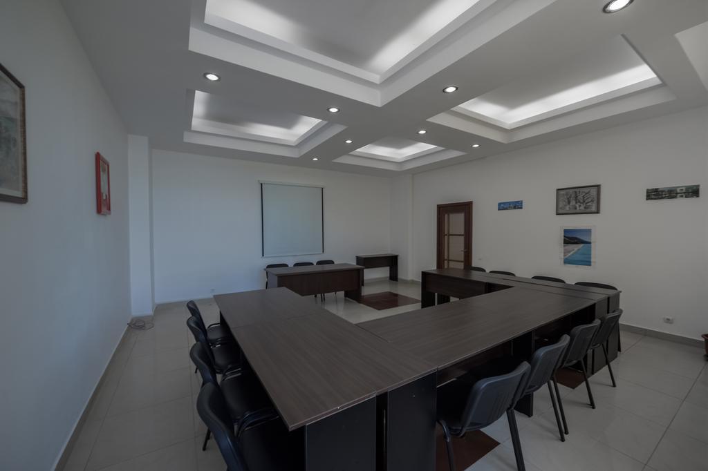 Hotel Florida مامايا المظهر الخارجي الصورة