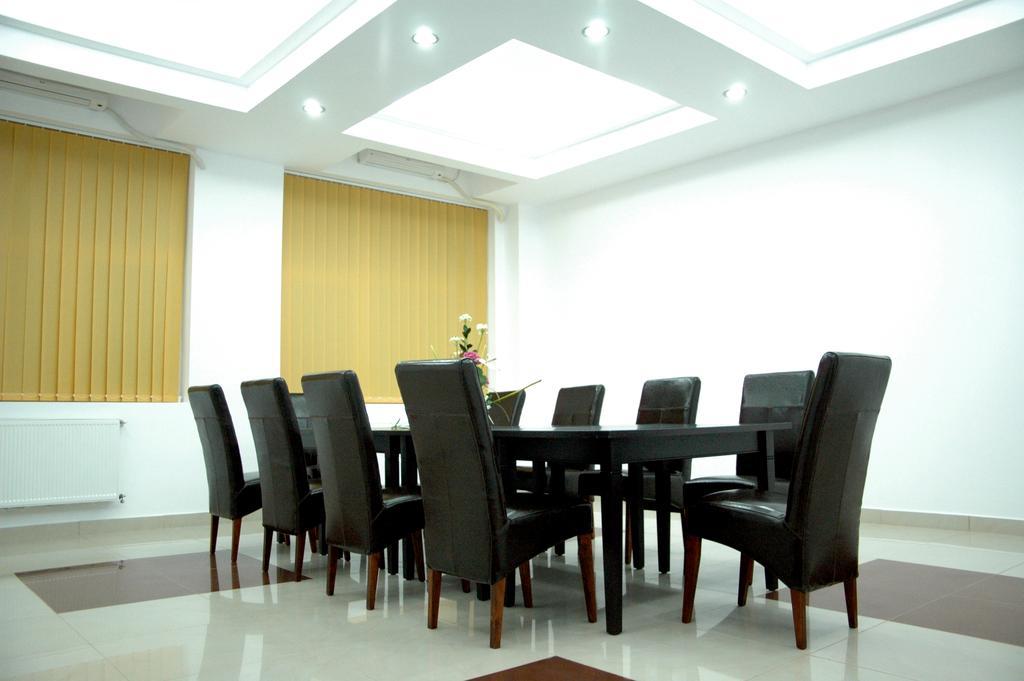 Hotel Florida مامايا المظهر الخارجي الصورة