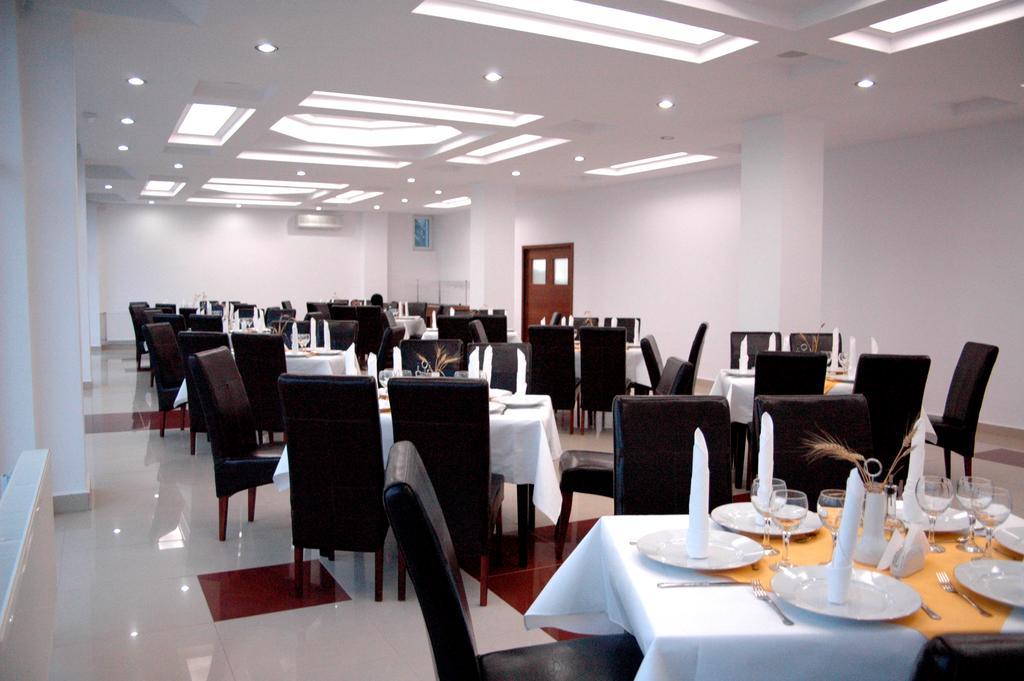 Hotel Florida مامايا المظهر الخارجي الصورة